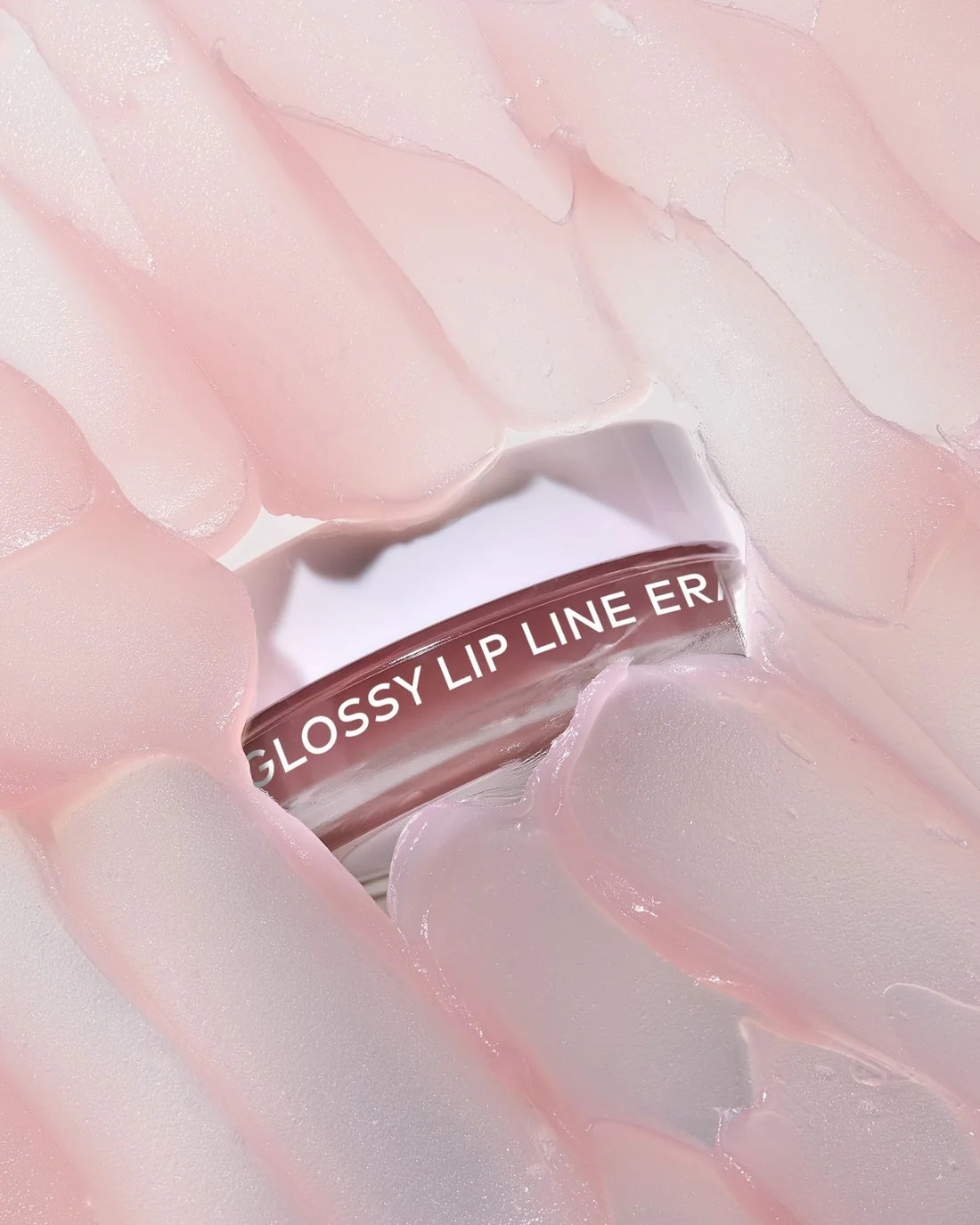 Glossy Lip Line Eraser Maxi-Lip Filler Balm Glossy Lip Line Eraser Maxi-Lip Filler Balm